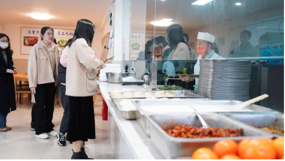 盛瀚，用心溫暖每一人！